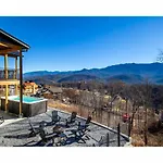 Sky Ridge Mountain View Wheelchair Accessible And Swim Spa