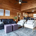 Constellation Station View Hot Tub Fireplace