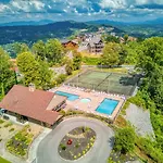 Appalachian Lookout-Hot Tub, 1089 Of Free Attraction Tickets For Each Paid Day, Dollywood And More!
