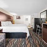 Country Town N\' Suites