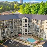 Colors Of The Smokies By Distinctive Getaways