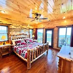 Luxury 4 Bdr, Breathtaking Views, Theater, Evc