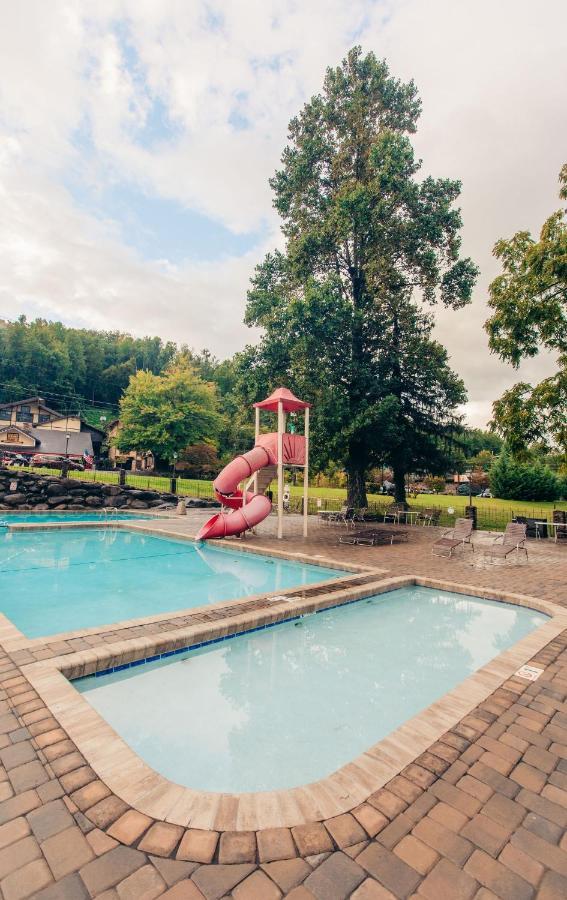 Hotel Brookside 3*