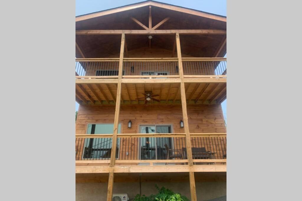 Village- Amazing Mountain Views - Piney Butt Place *
