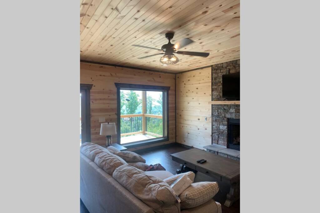 Holiday home Village- Amazing Mountain Views - Piney Butt Place Gatlinburg