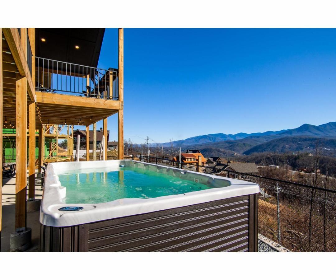 Sky Ridge Mountain View Wheelchair Accessible And Swim * Gatlinburg