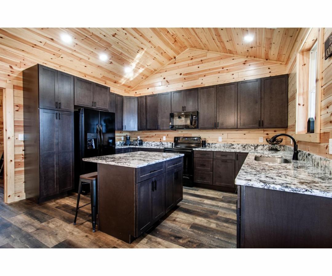 Sky Ridge Mountain View Wheelchair Accessible And Swim Holiday home Gatlinburg
