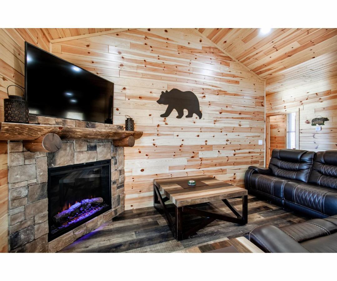 Sky Ridge Mountain View Wheelchair Accessible And Swim Holiday home *