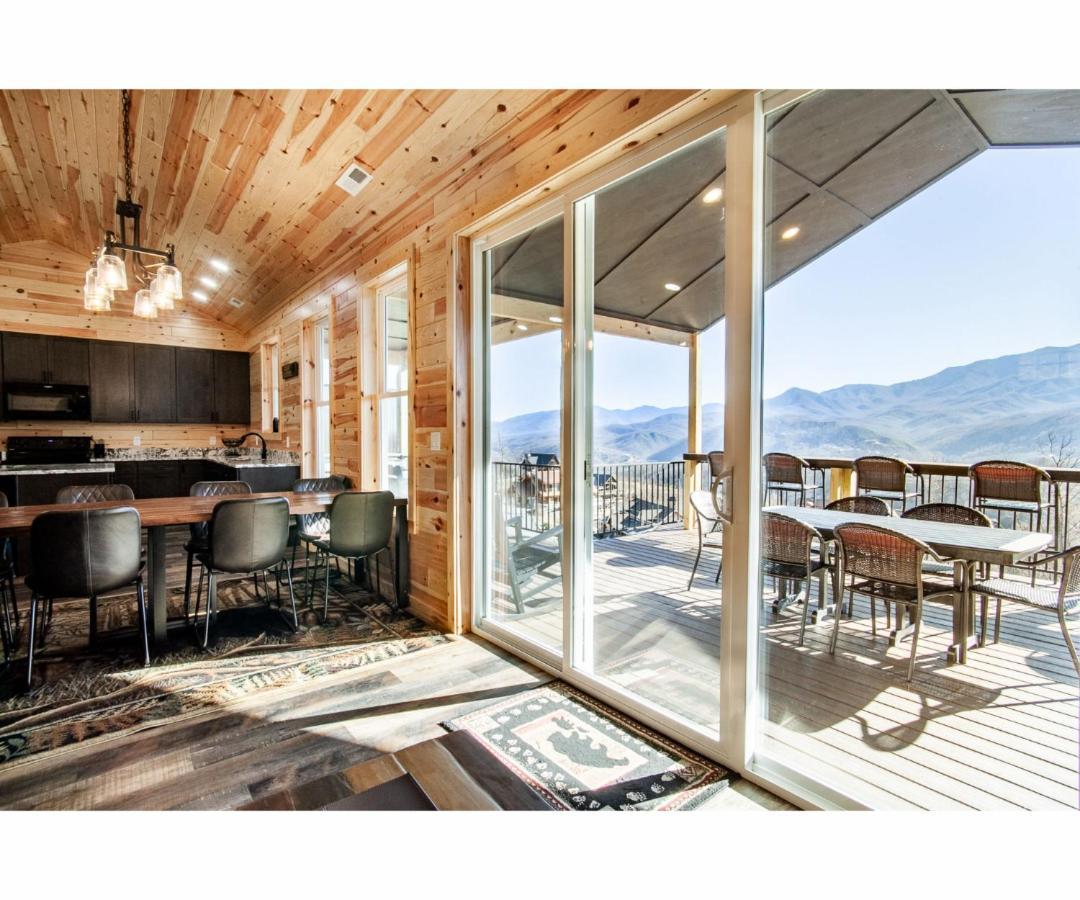 Holiday home Sky Ridge Mountain View Wheelchair Accessible And Swim *