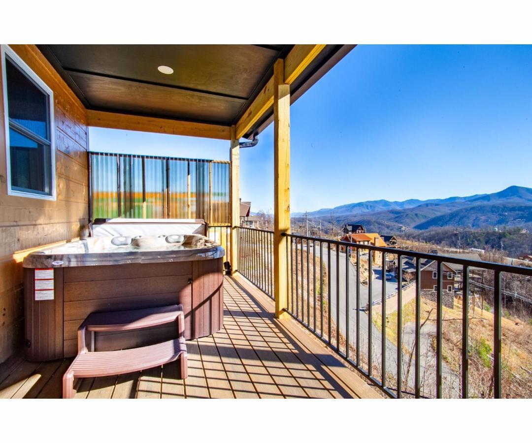 Holiday home Sky Ridge Mountain View Wheelchair Accessible And Swim