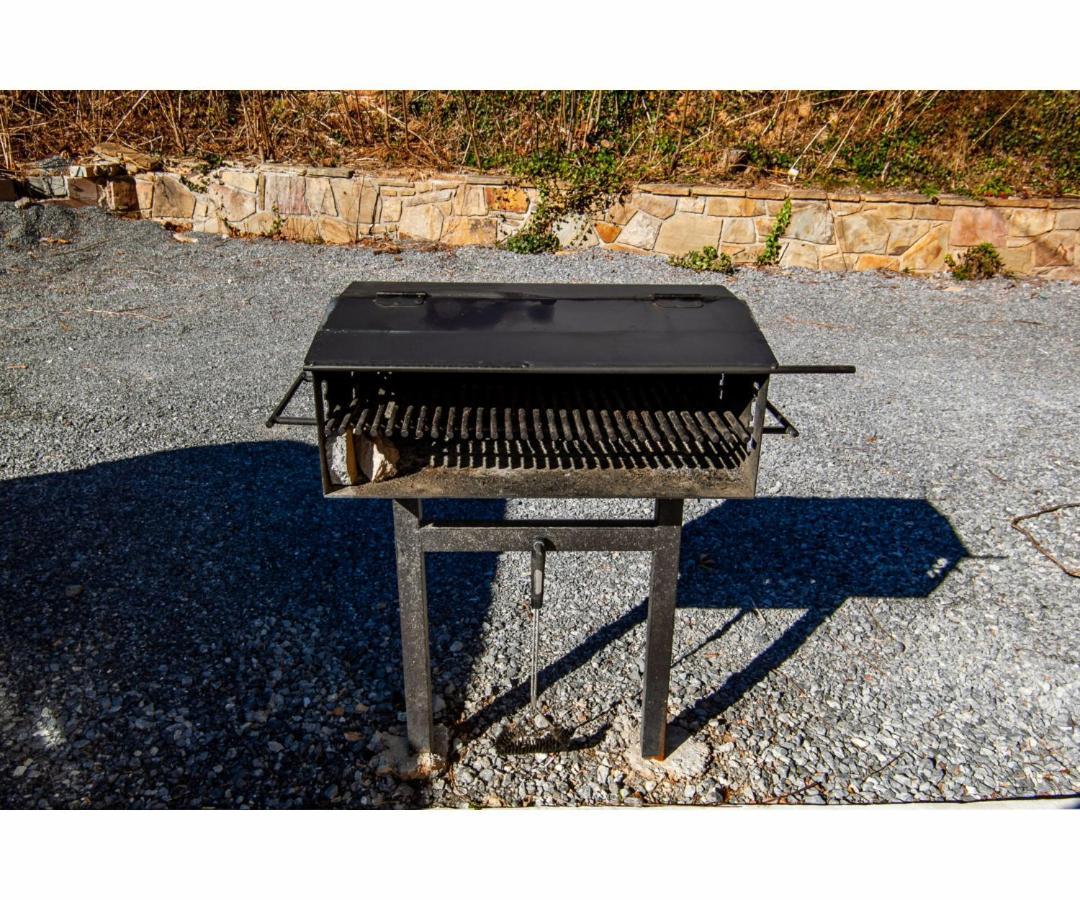 Sky Ridge Mountain View Wheelchair Accessible And Swim Gatlinburg