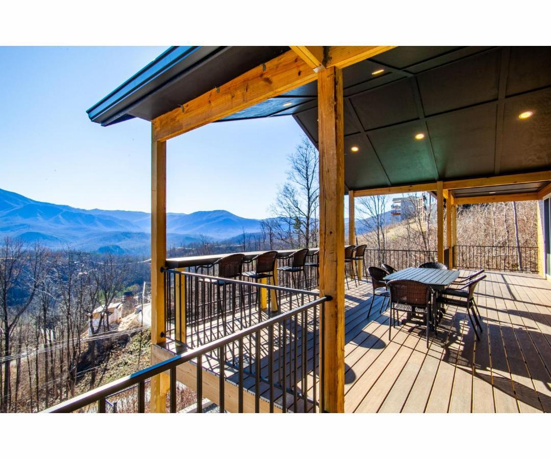 Sky Ridge Mountain View Wheelchair Accessible And Swim Holiday home