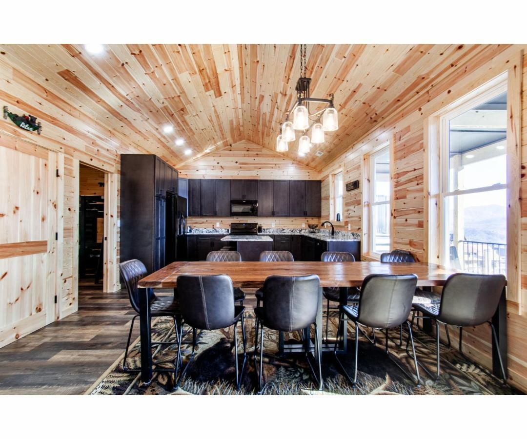 Sky Ridge Mountain View Wheelchair Accessible And Swim