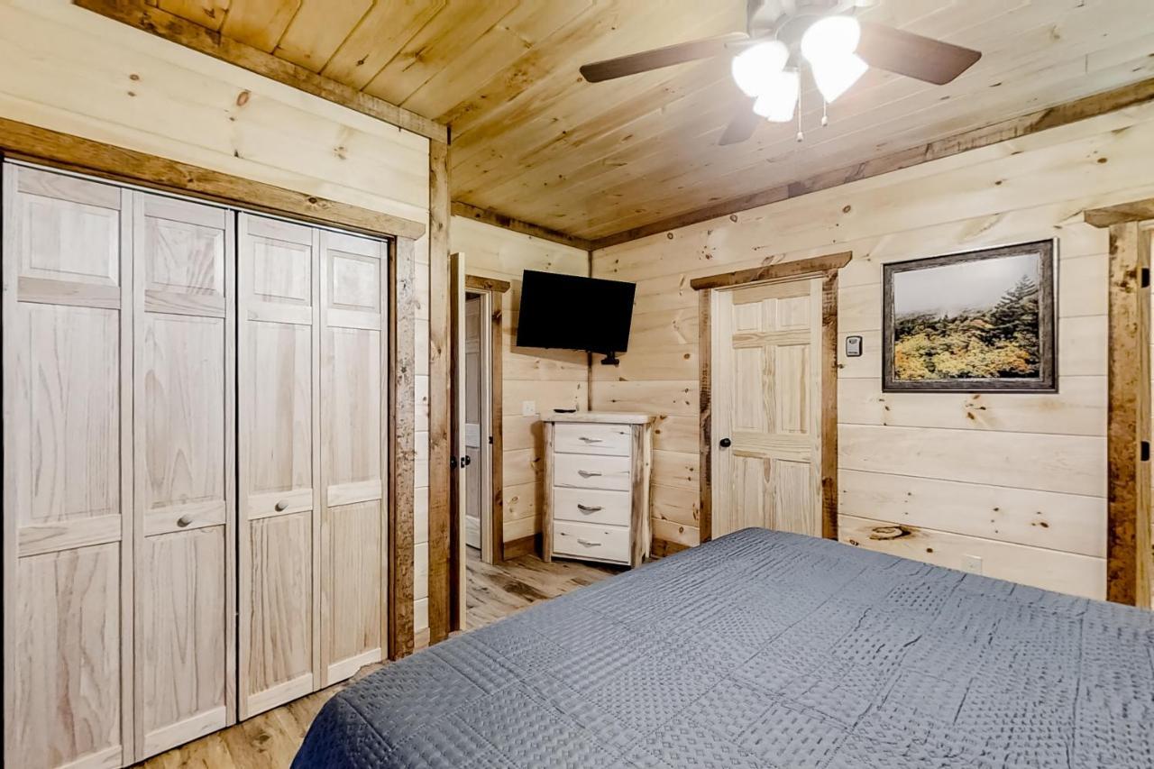 Mountainside Escape Too Gatlinburg