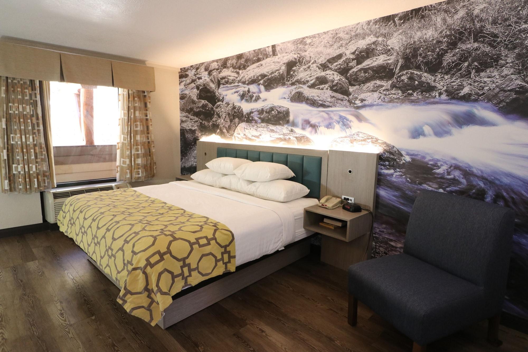 Hotel Baymont By Wyndham On The River 2*