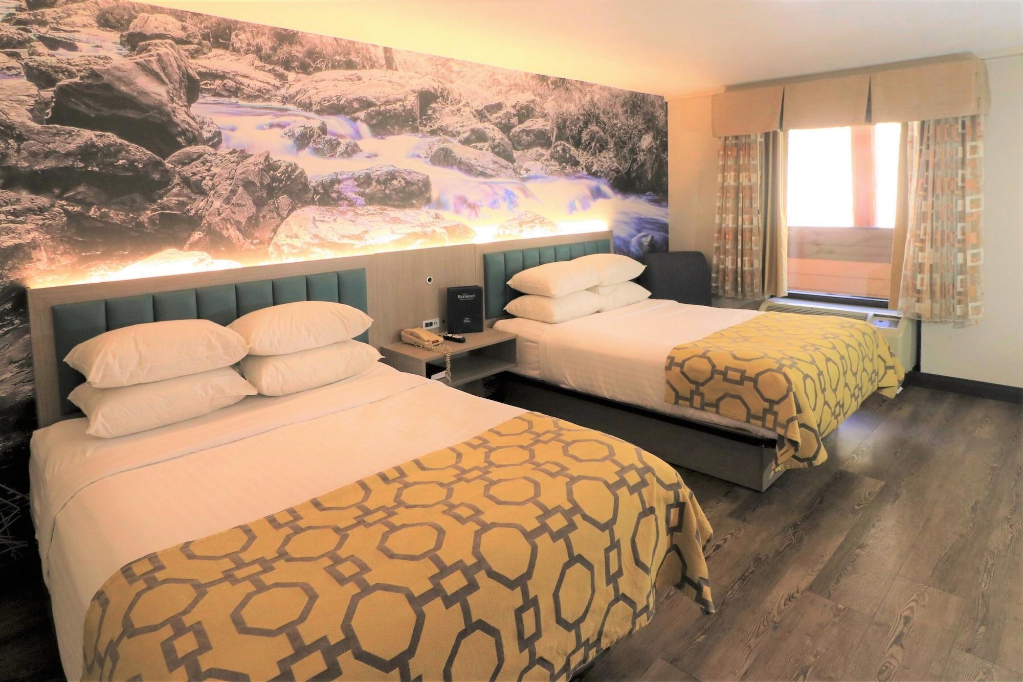 Baymont By Wyndham On The River Hotel