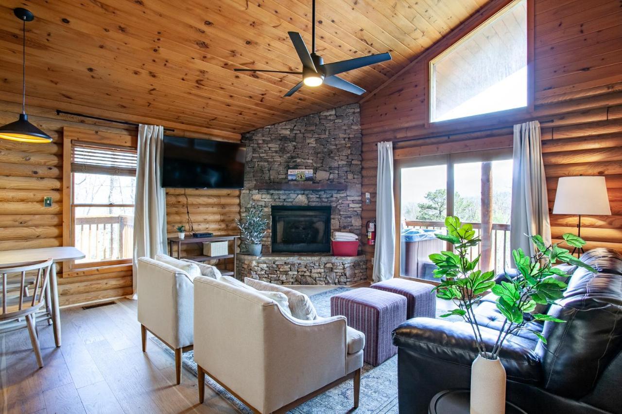 Constellation Station View Hot Tub Fireplace Gatlinburg