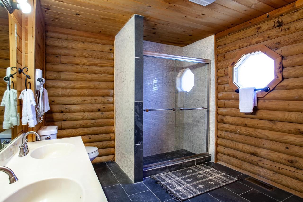 Holiday home Constellation Station View Hot Tub Fireplace *