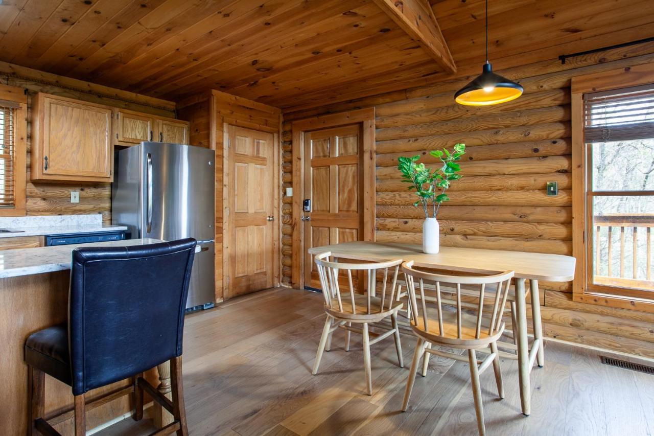 Holiday home Constellation Station View Hot Tub Fireplace Gatlinburg
