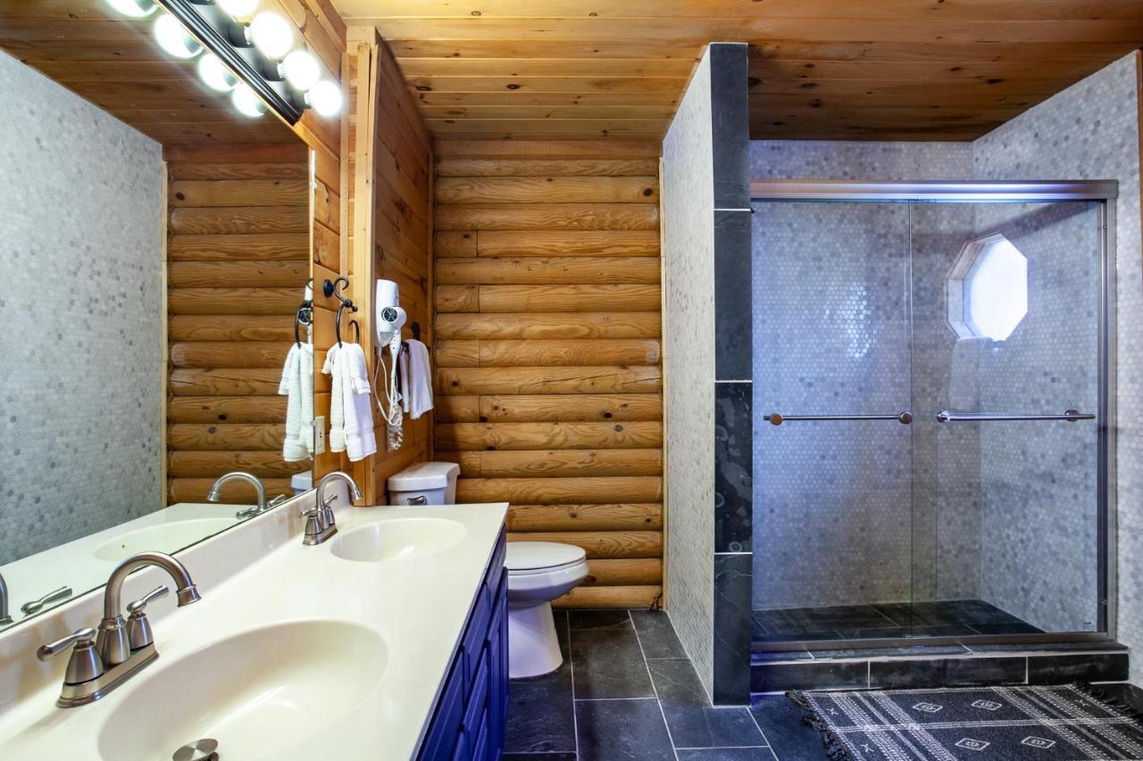 Holiday home Constellation Station View Hot Tub Fireplace *