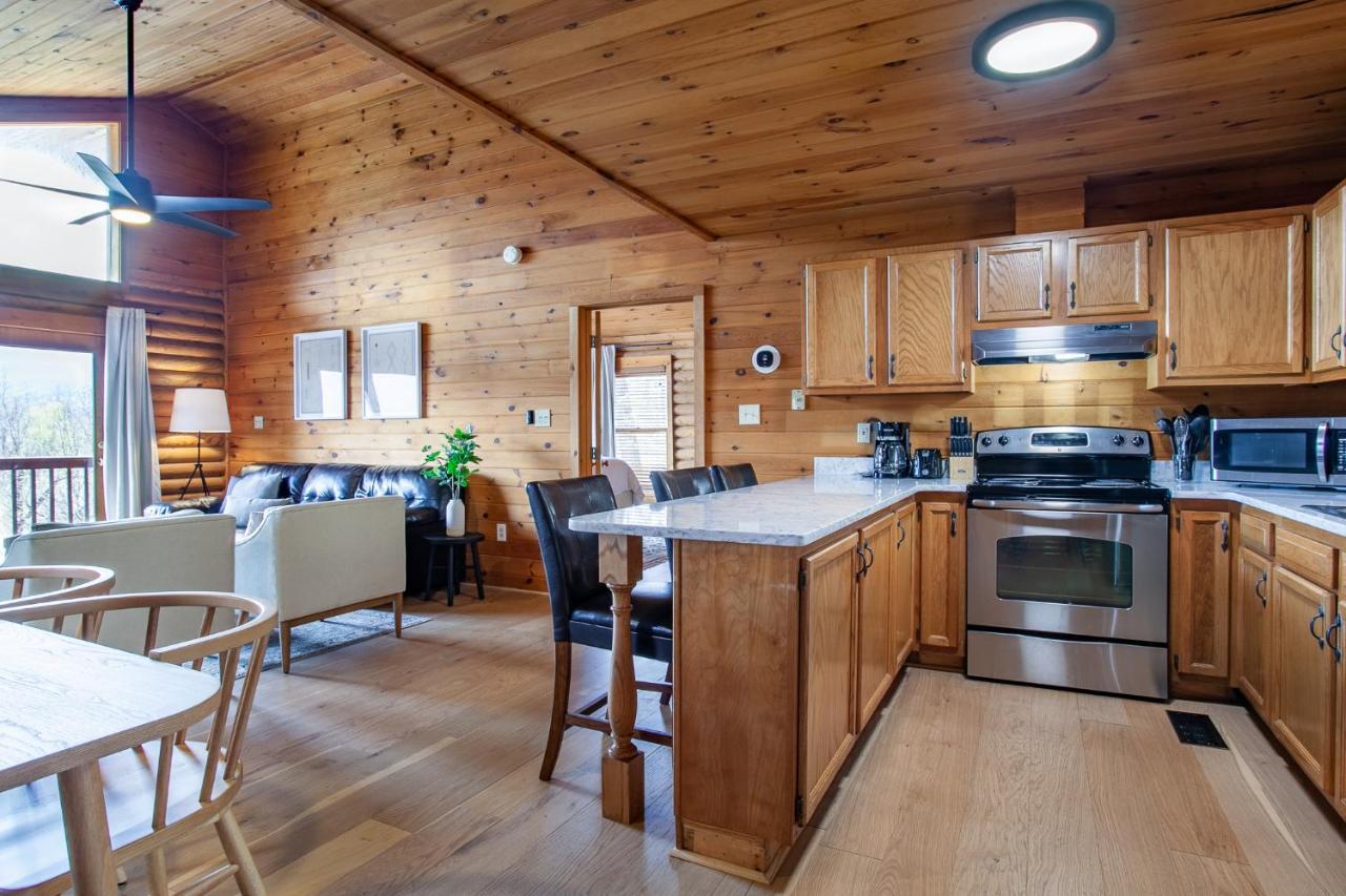 Holiday home Constellation Station View Hot Tub Fireplace Gatlinburg