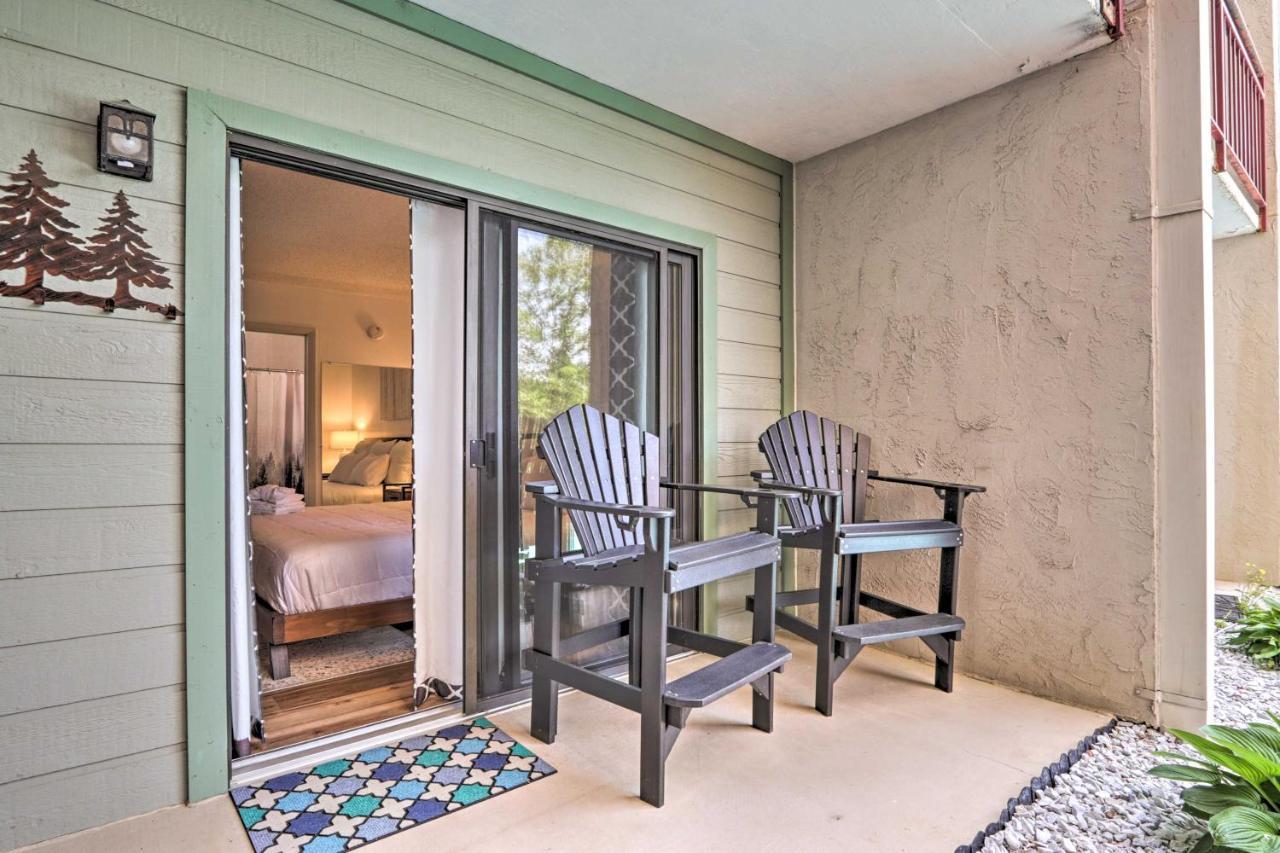 Modern With Patio Walk To Downtown Apartment *