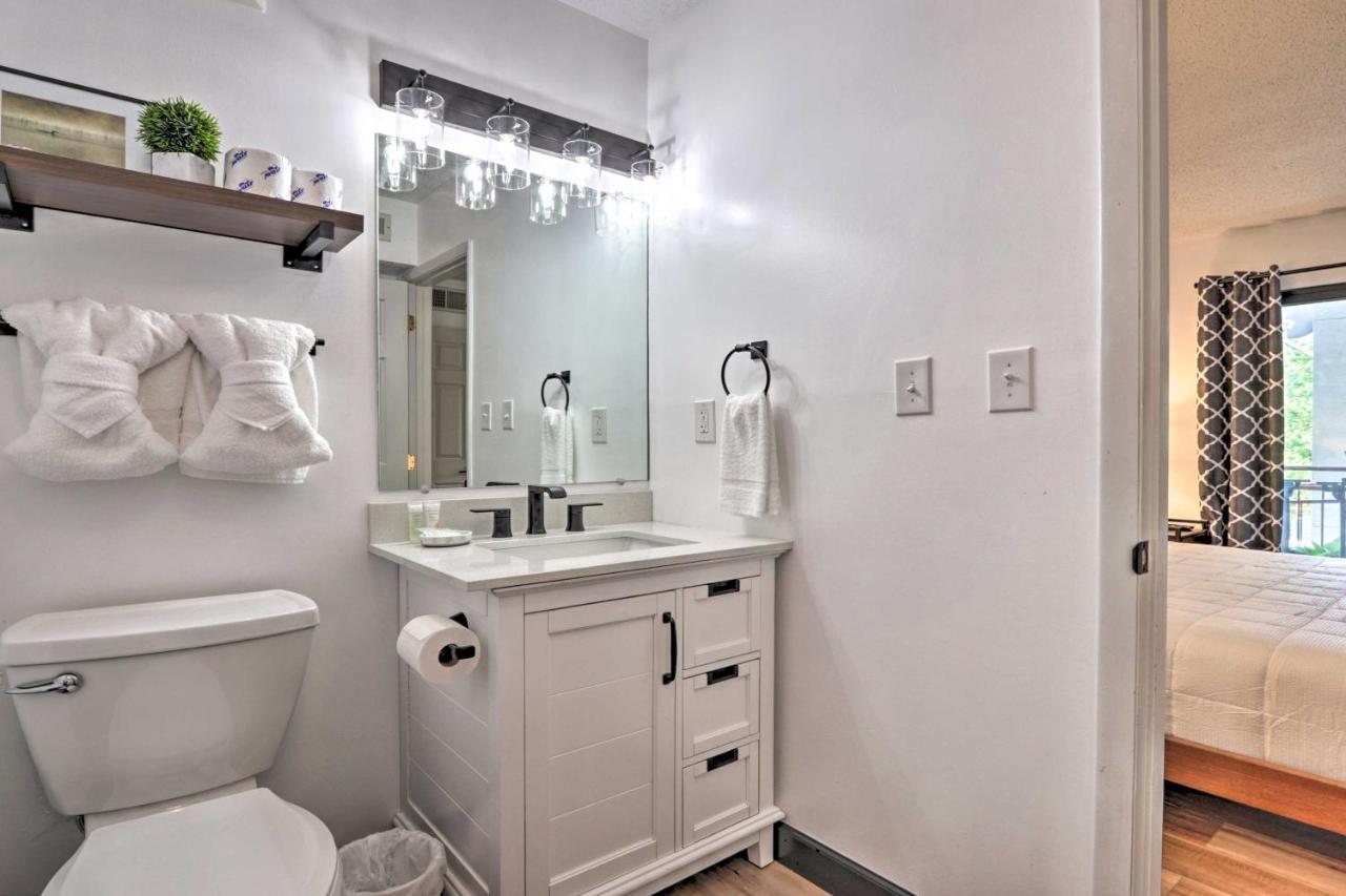 Modern With Patio Walk To Downtown Gatlinburg