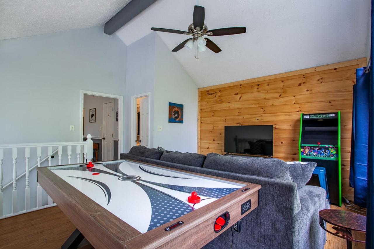 Holiday home Zermatt - Hot Tub And Arcade Games *