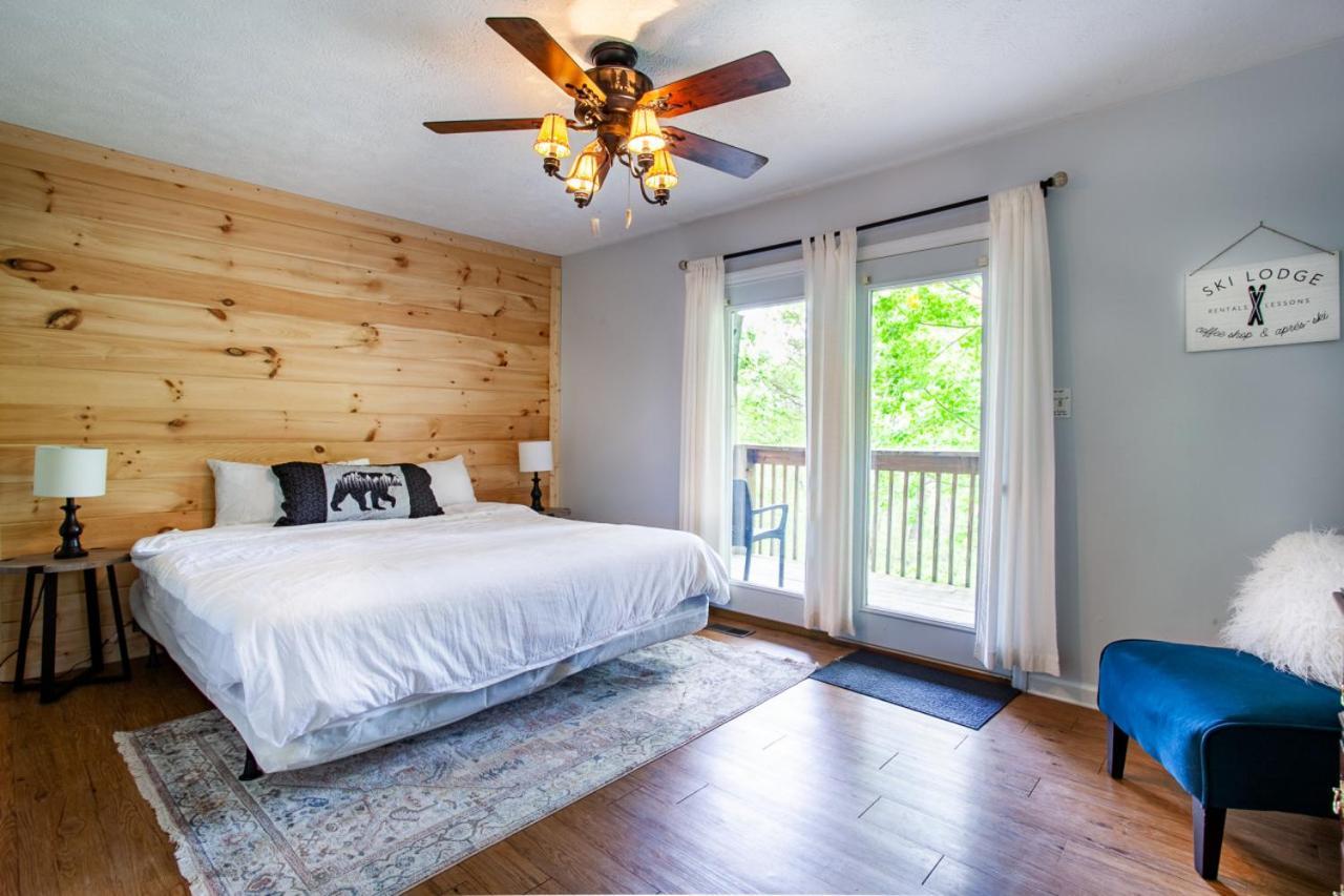 Zermatt - Hot Tub And Arcade Games Holiday home Gatlinburg