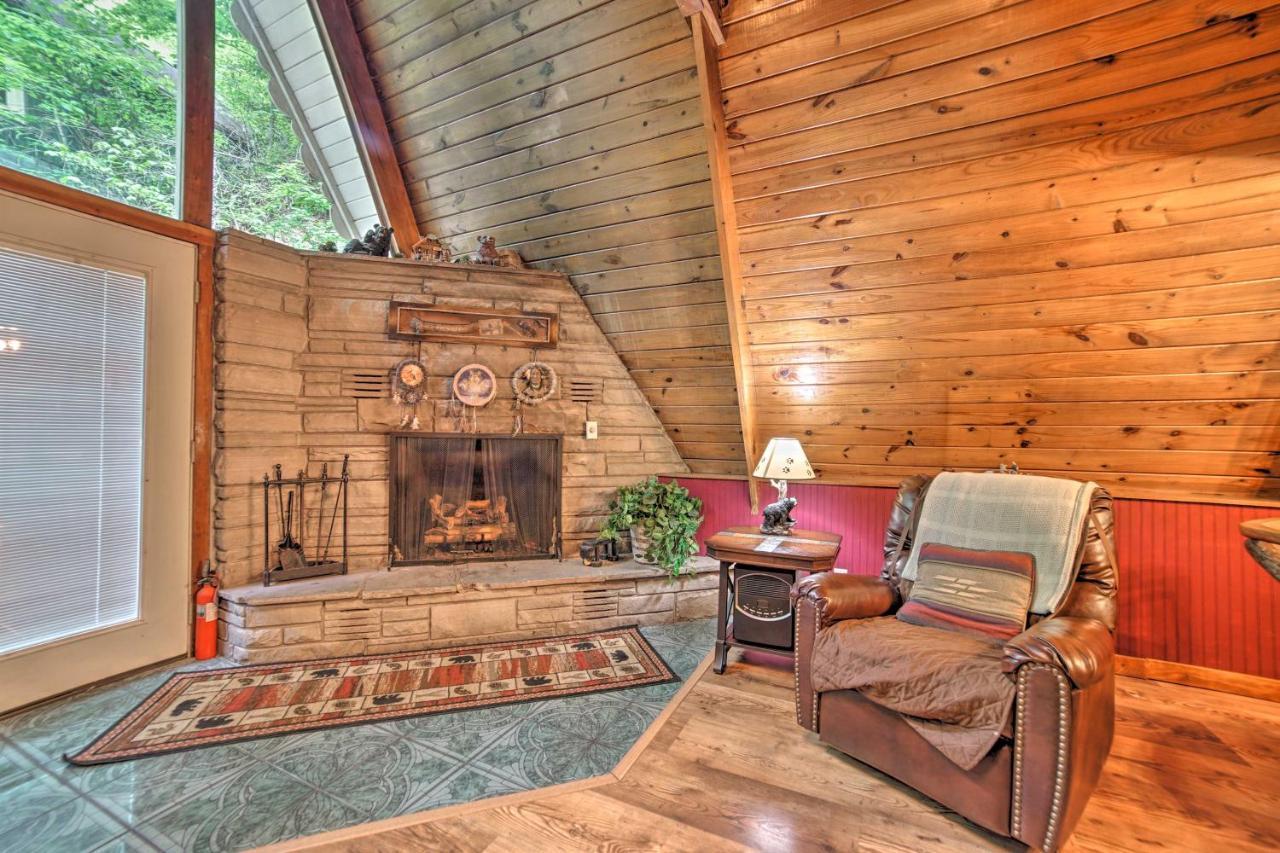A-frame With Deck And Private Hot Tub