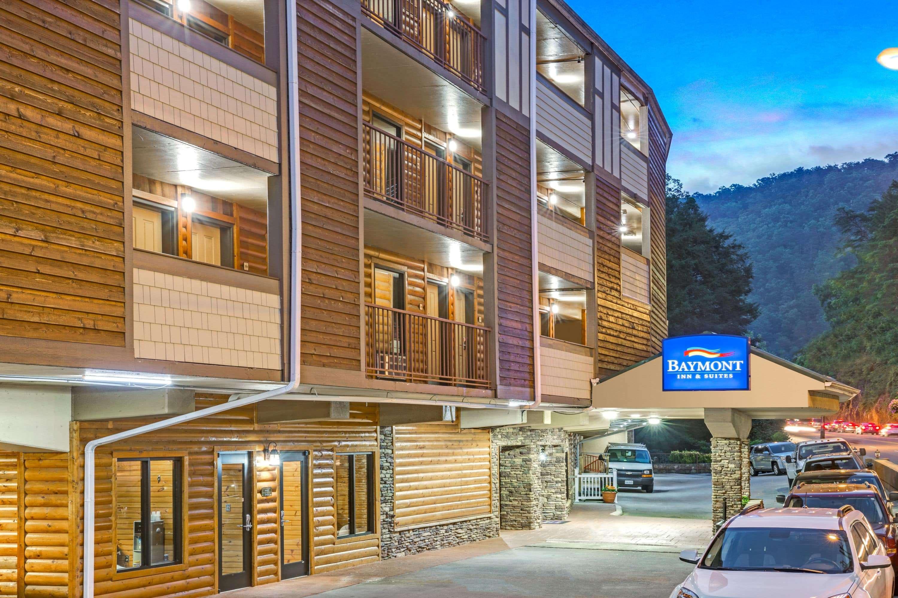 Baymont By Wyndham On The River Hotel Gatlinburg