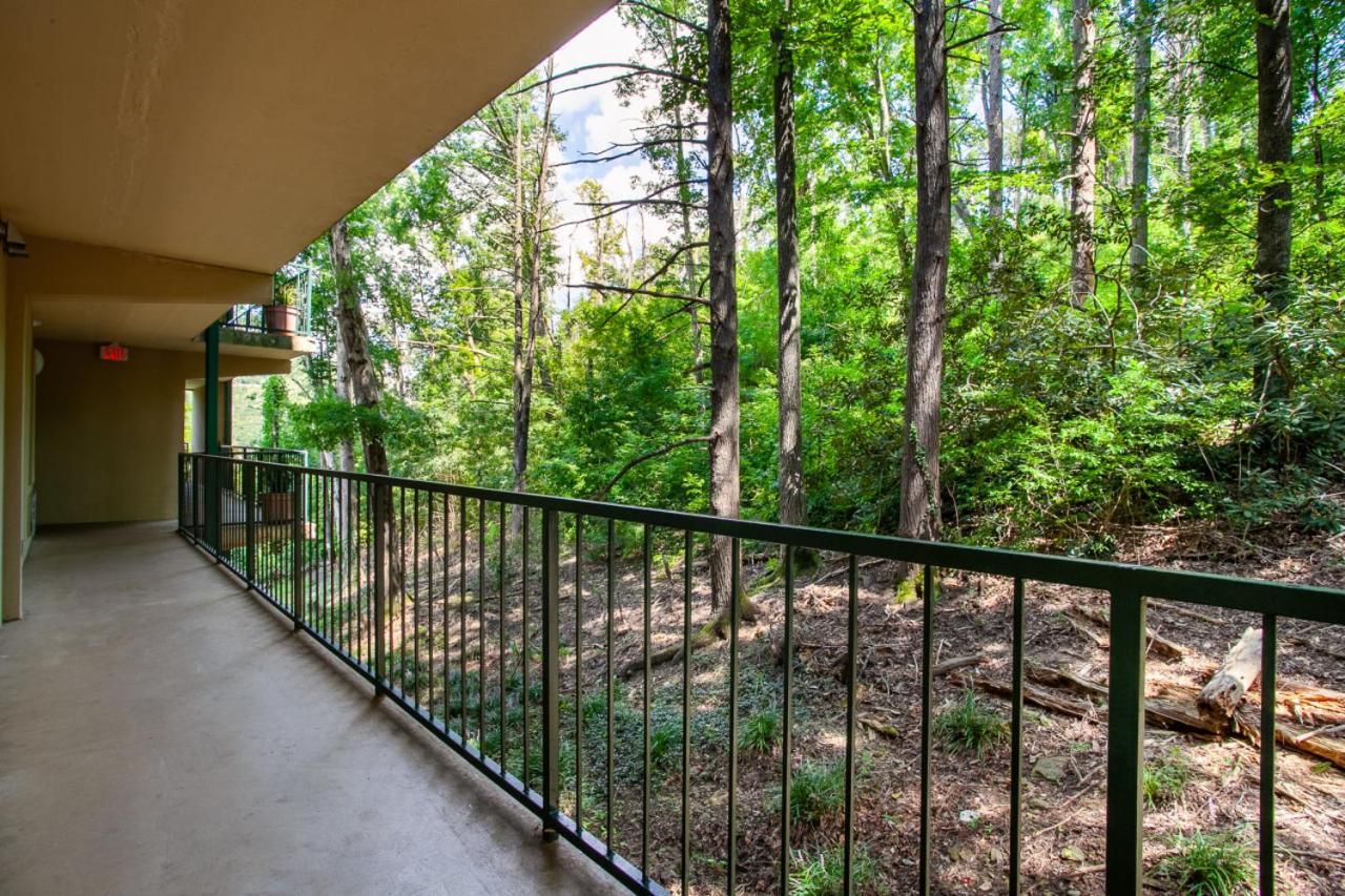 Holiday home Timber Minutes From Downtown Gatlinburg
