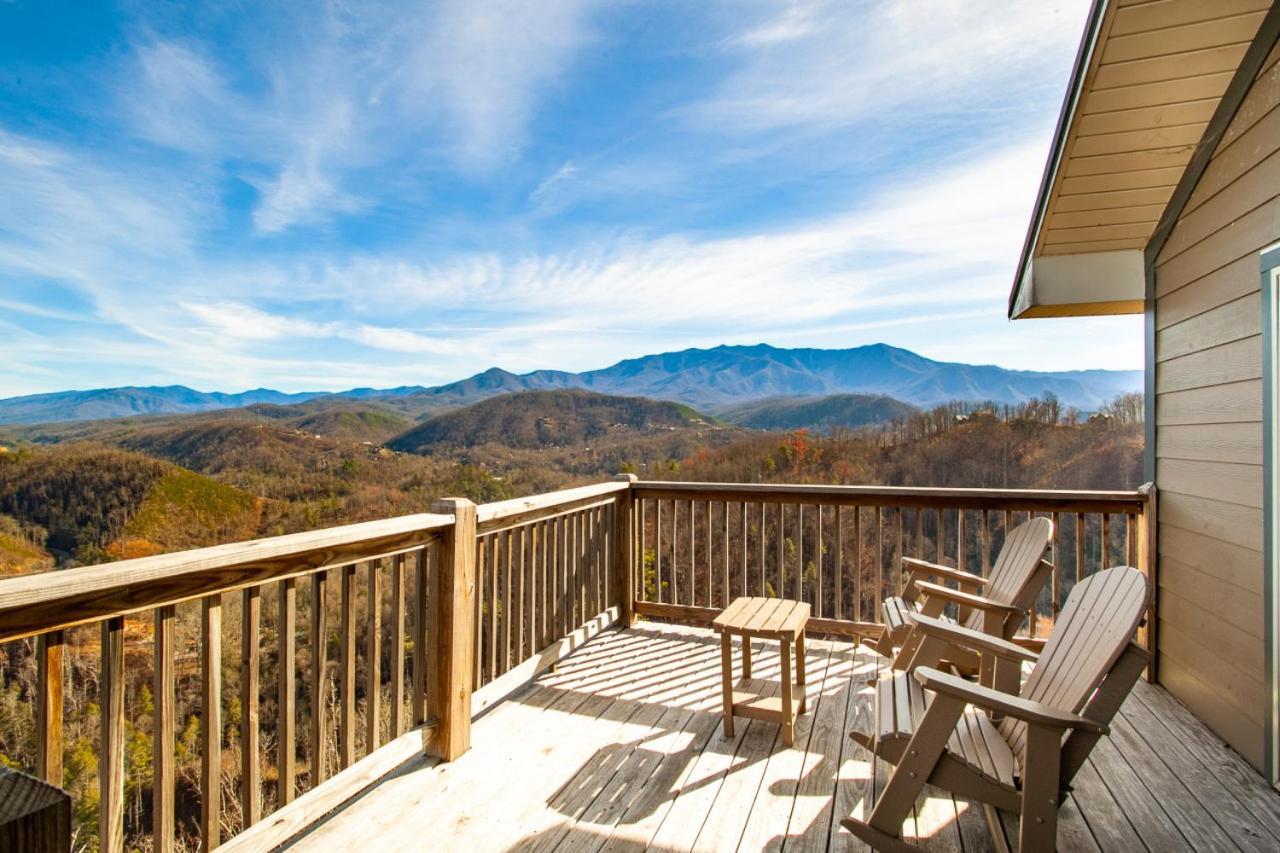 Holiday home Majestic Overlook Hot Tub Theater Pool Table Gatlinburg