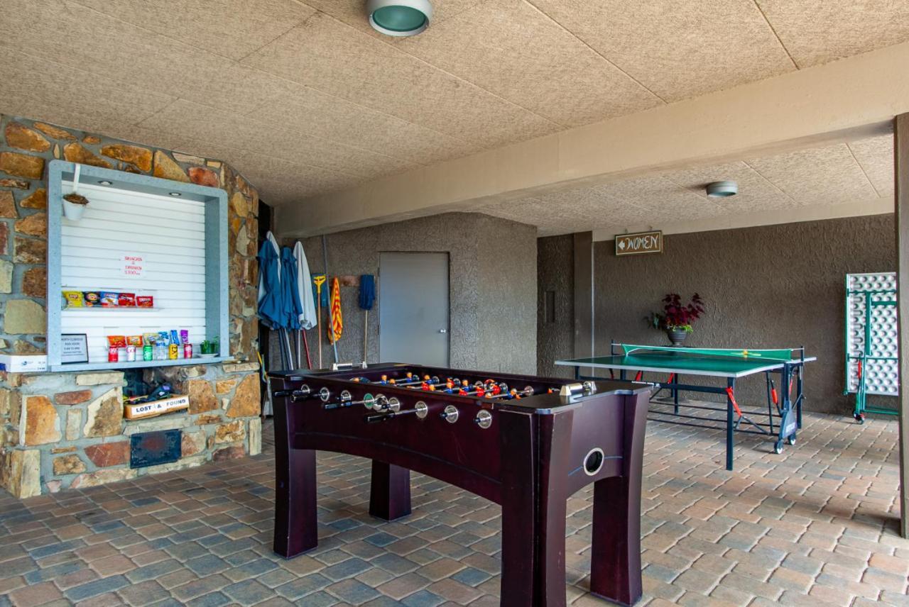 Majestic Overlook Hot Tub Theater Pool Table Holiday home Gatlinburg