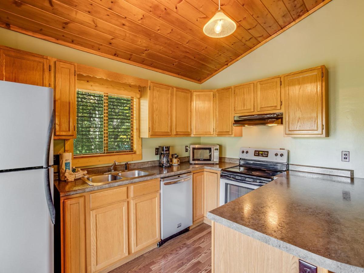 Naughty By Nature Holiday home