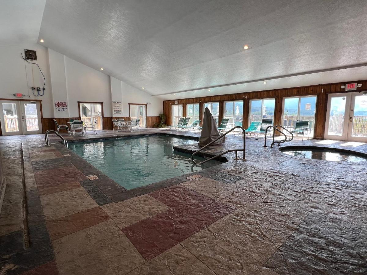 Deer Ridge Mountain C301 Apartment Gatlinburg