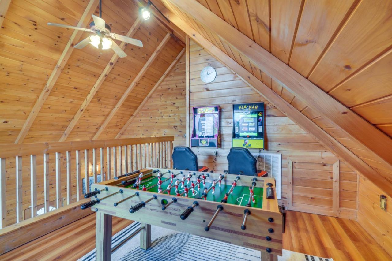 Holiday home Cabin Hot Tub And Loft With Games! *