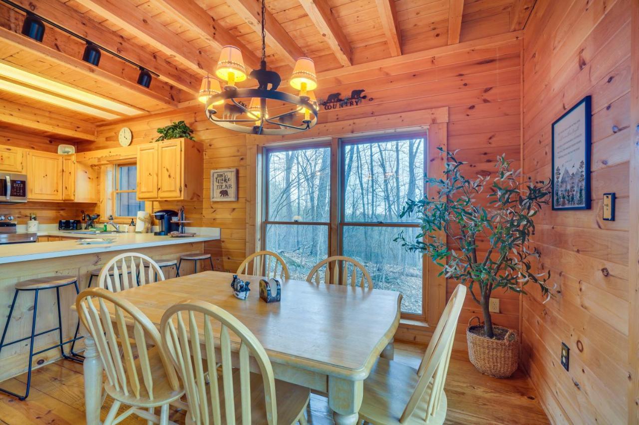 Cabin Hot Tub And Loft With Games! * Gatlinburg