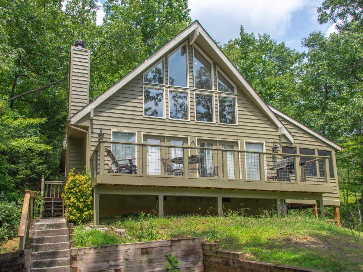 Mountain Charm * Gatlinburg
