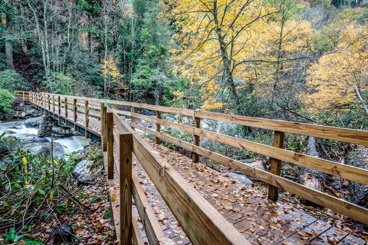 Rustic Charm Gatlinburg