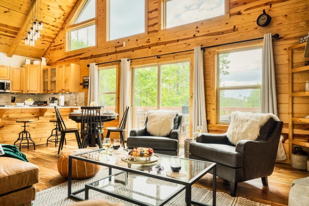 Mountainside - New Luxury Cabin-fire Table-hot Tub-3 Pools-ps5-bears Chalet *