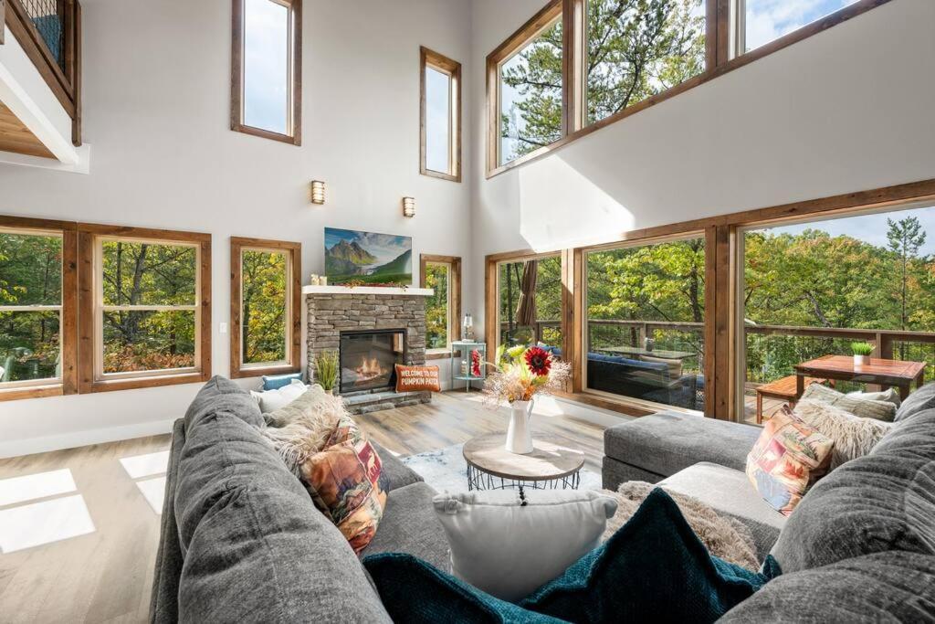 Chalet Modern With Mountain Views In Tn