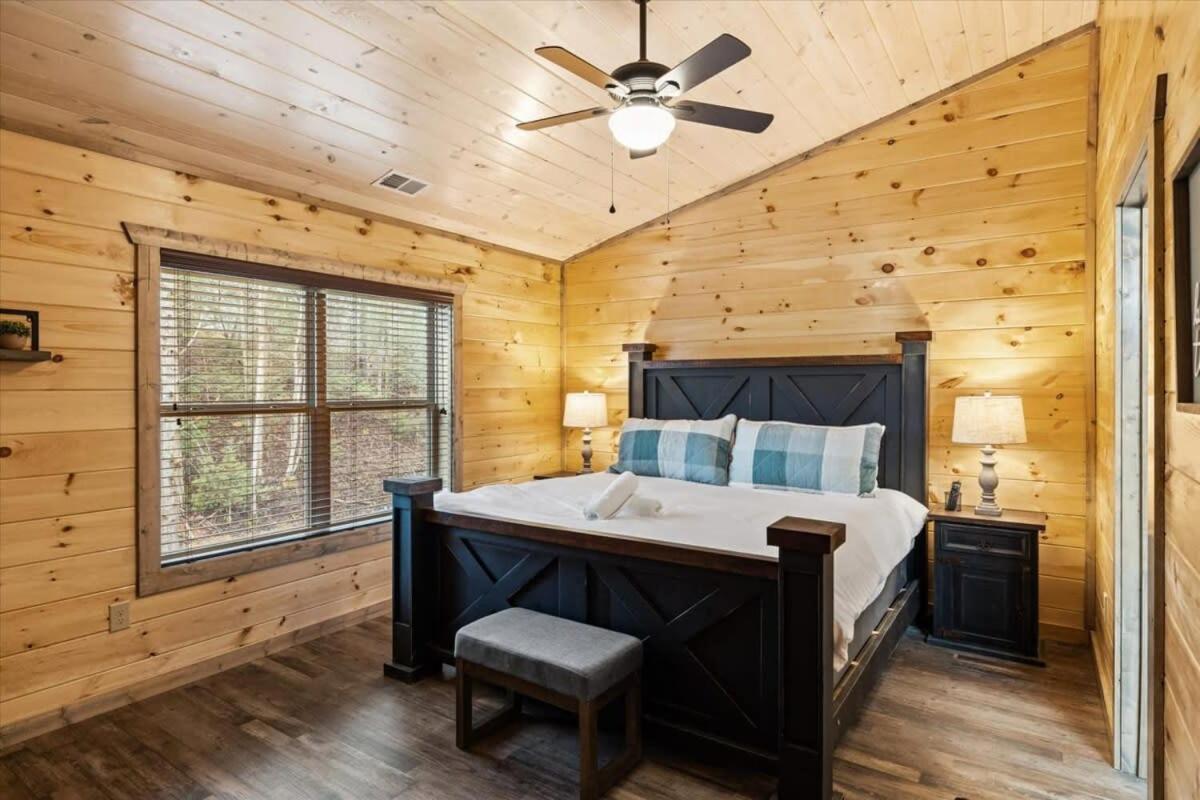 New 8br Pool W Hot Tub & Arcade Hl Holiday home *