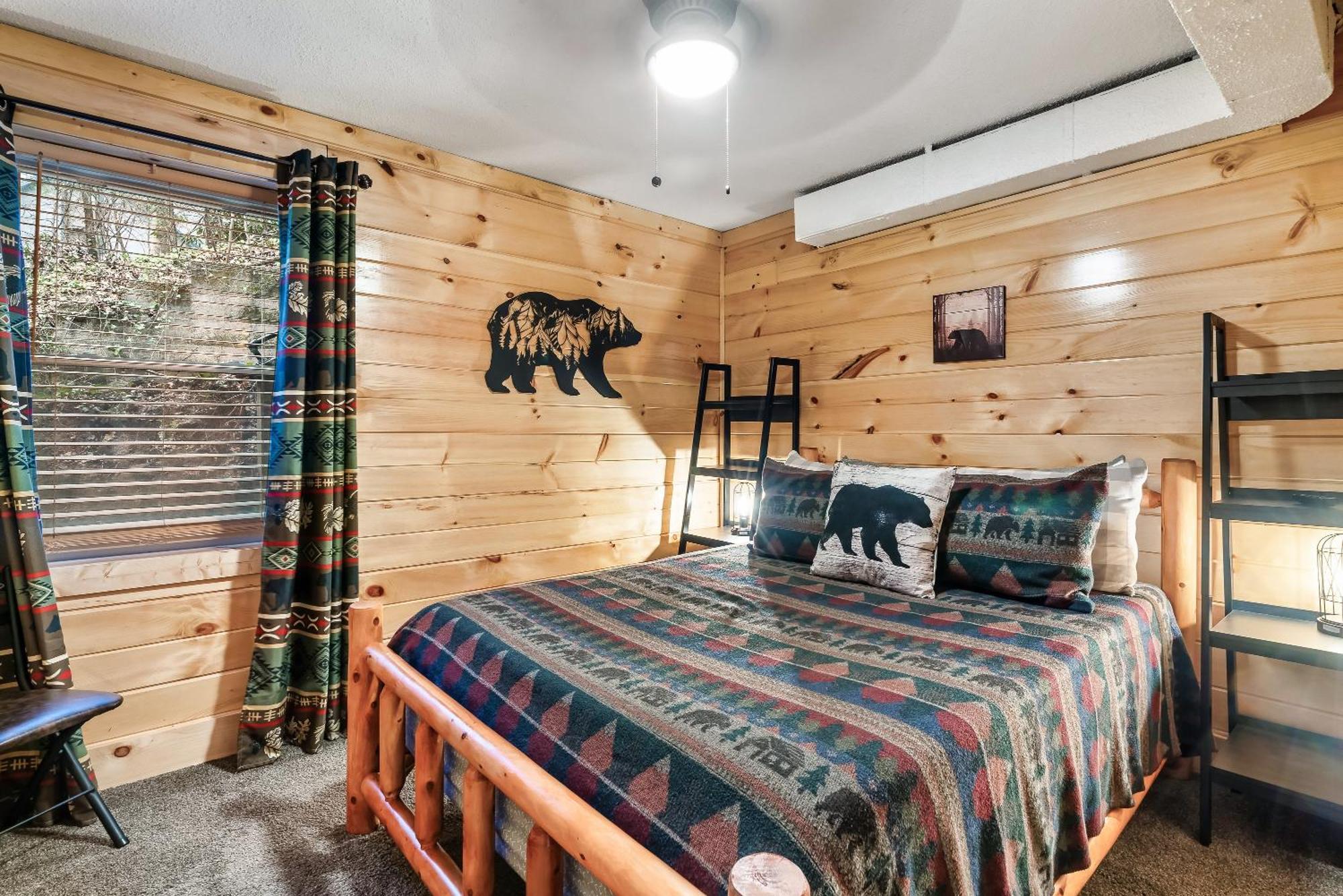 The Eagle's Nest Mountain Chalet Gatlinburg