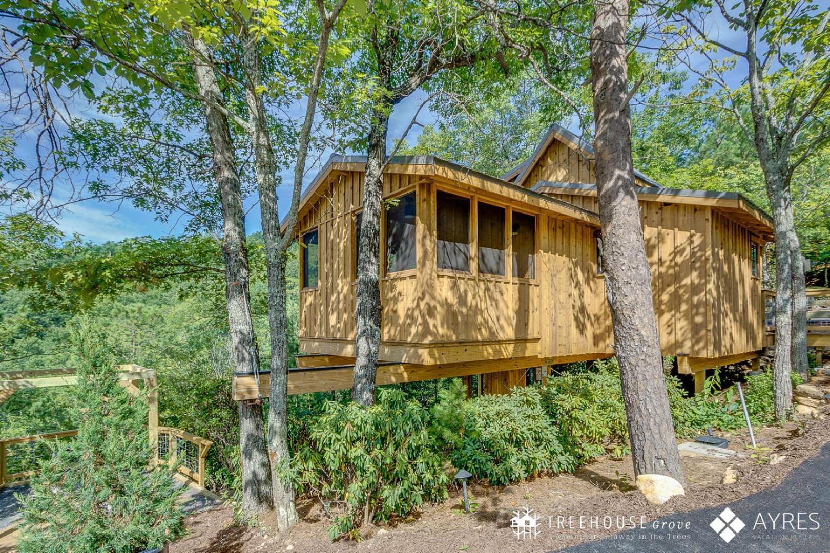 The Blackjack Oak In Treehouse Grove At Norton Creek Holiday home
