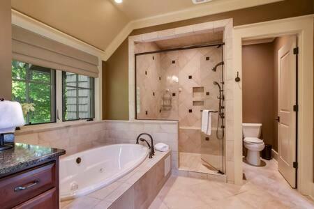 Holiday home Mountain House Gatlinburg
