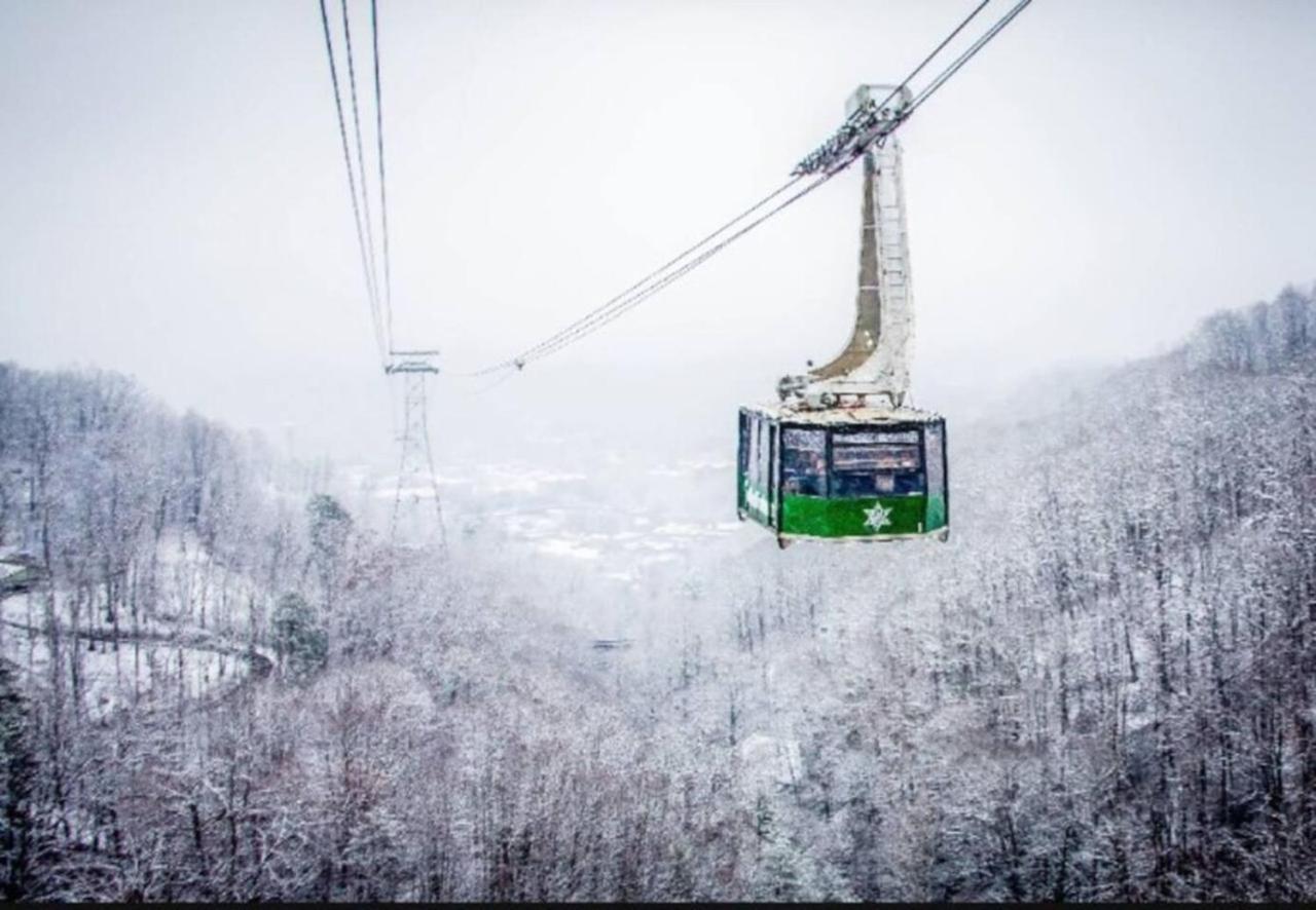 Gt307 Romantic Downtown & Pool * Gatlinburg