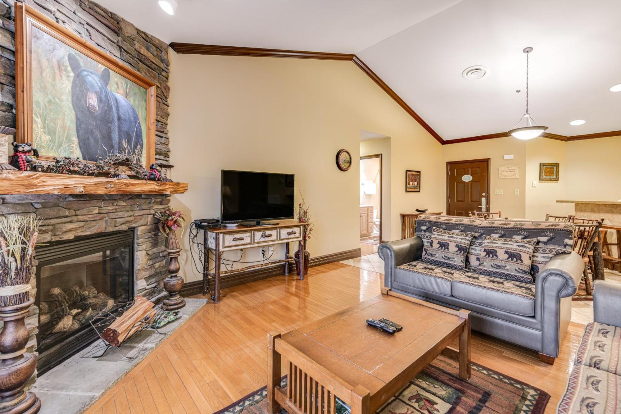 Baskins Creek Apartment *