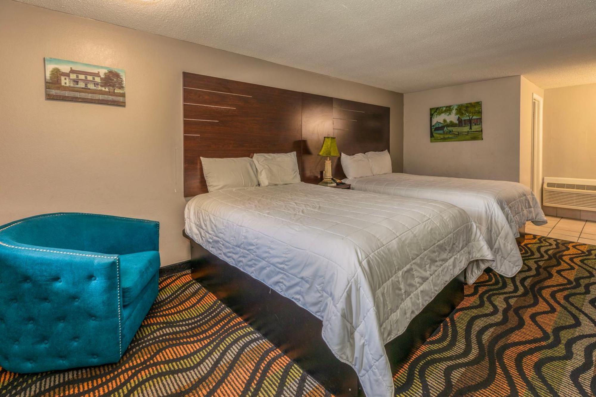 Country Town N' Hotel