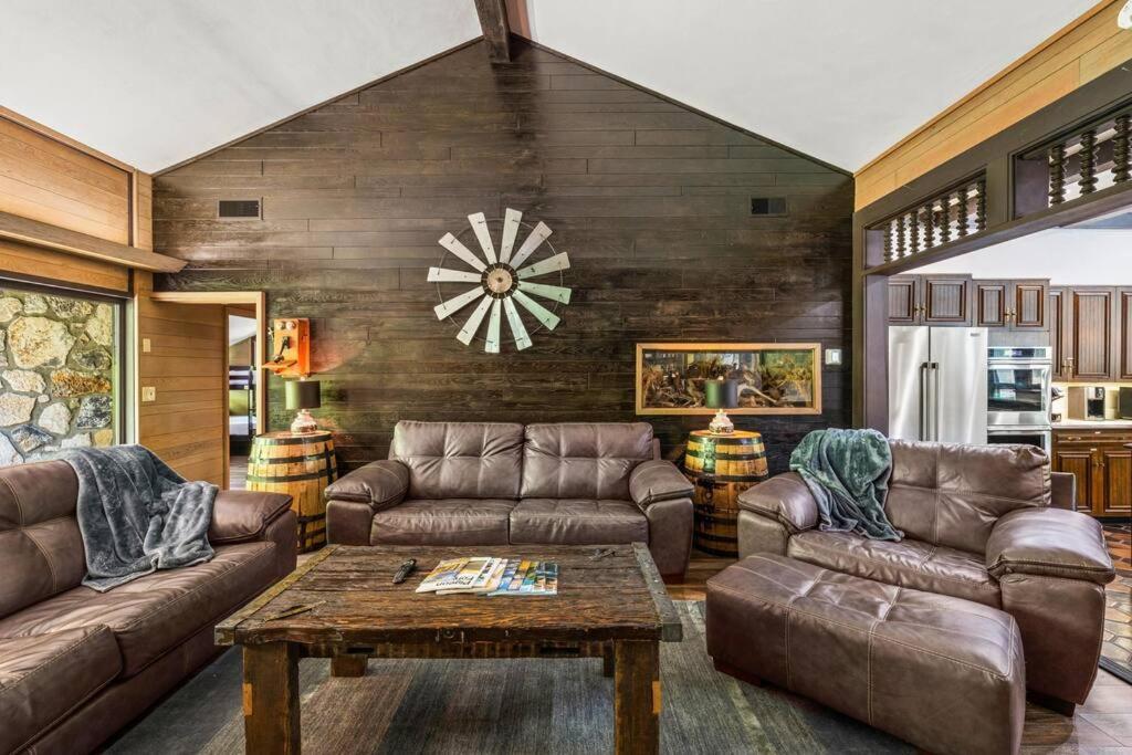 Bourbon Hollow With Hot Tub And Pool Game Only 5 Min To Downtown * Gatlinburg